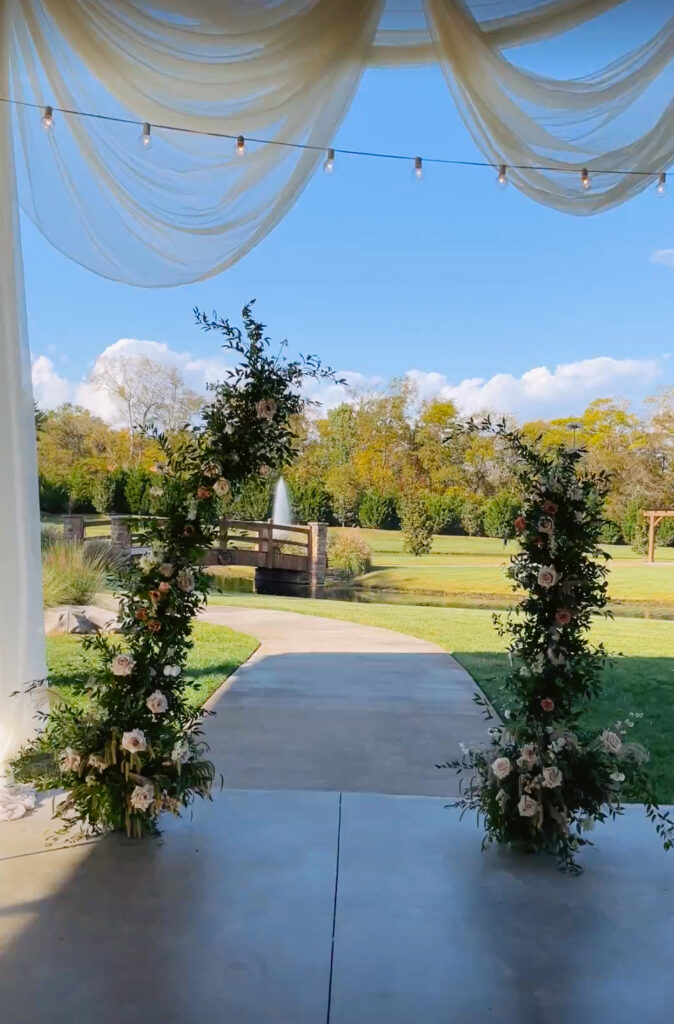 An outdoor Nashville wedding ceremony feature.